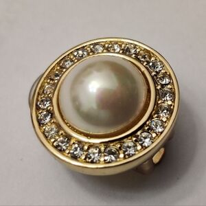 Vintage Dior Mabe Pearl Single Clip Earring